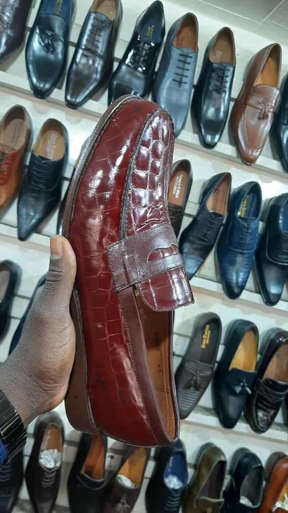 Chaussure de luxe pour homme