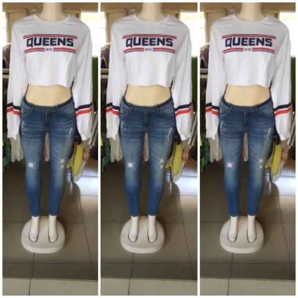 Jeans pantalon et haut sauté