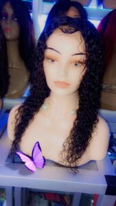 Perruque ondulé en closure et frontale