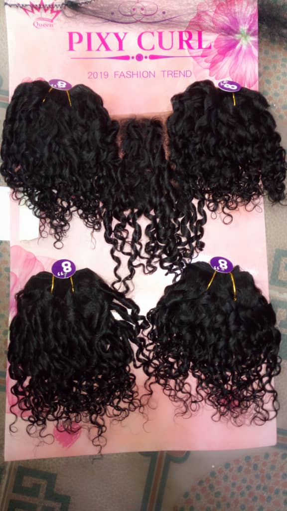 Pixi Curl Tissage ondulé avec closure