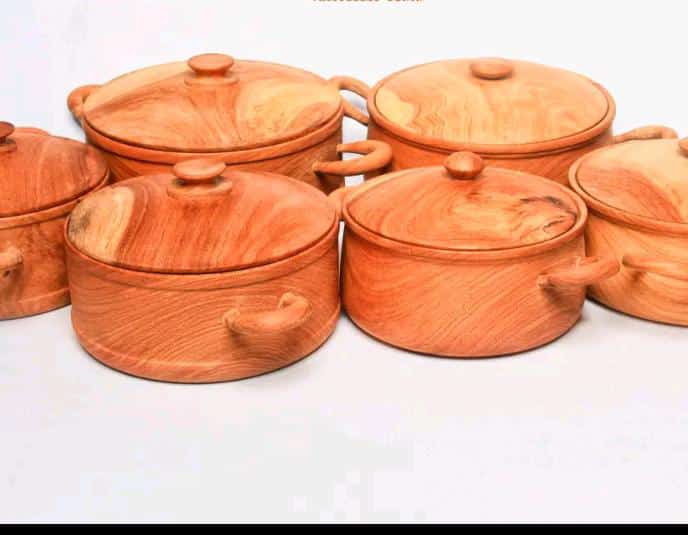 Assiette en série personnalisée en bois