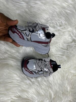 CHAUSSURE DE SPORT POUR ENFANT