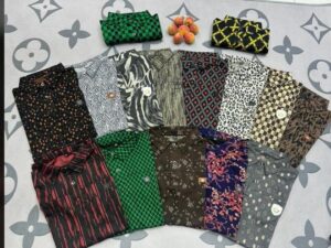 CHEMISE IMPRIMEE MANCHE COURTE STYLE MODERNE