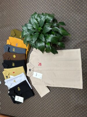 POLO MAILLE GAUFREE COL BOUTONNE STYLE CLUB CHIC