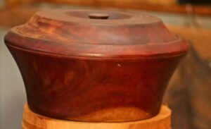 assiette avec couvercle en bois personnalisée