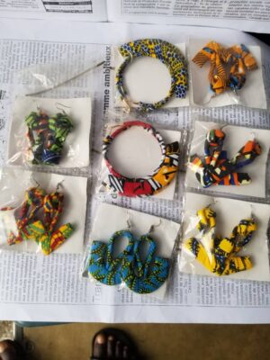 BOUCLES D'OREILLES EN TISSU WAX