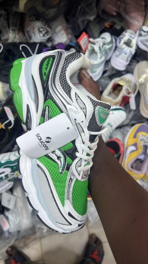 CHAUSSURE SAUCONY PROGRID